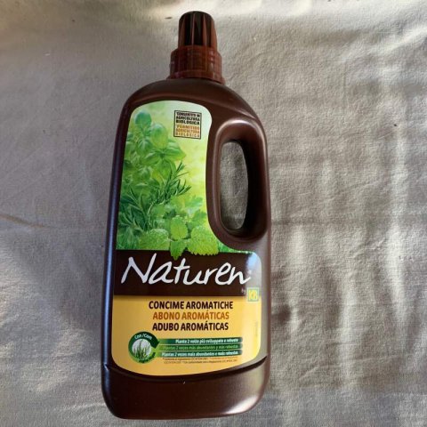 NATUREN by KB-ABONO PLANTAS AROMATICAS CON ALGAS